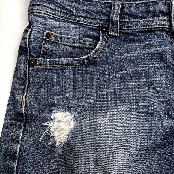 Zara Premiun Collection Stretchy Denim Shorts - Picture 6 of 7